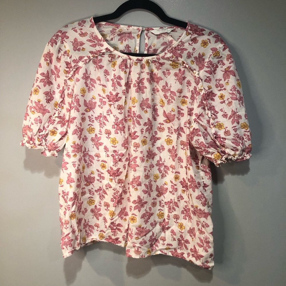 Lucky Brand Shirt White Floral Ruffle Short Sleeve Pleated Button Top
